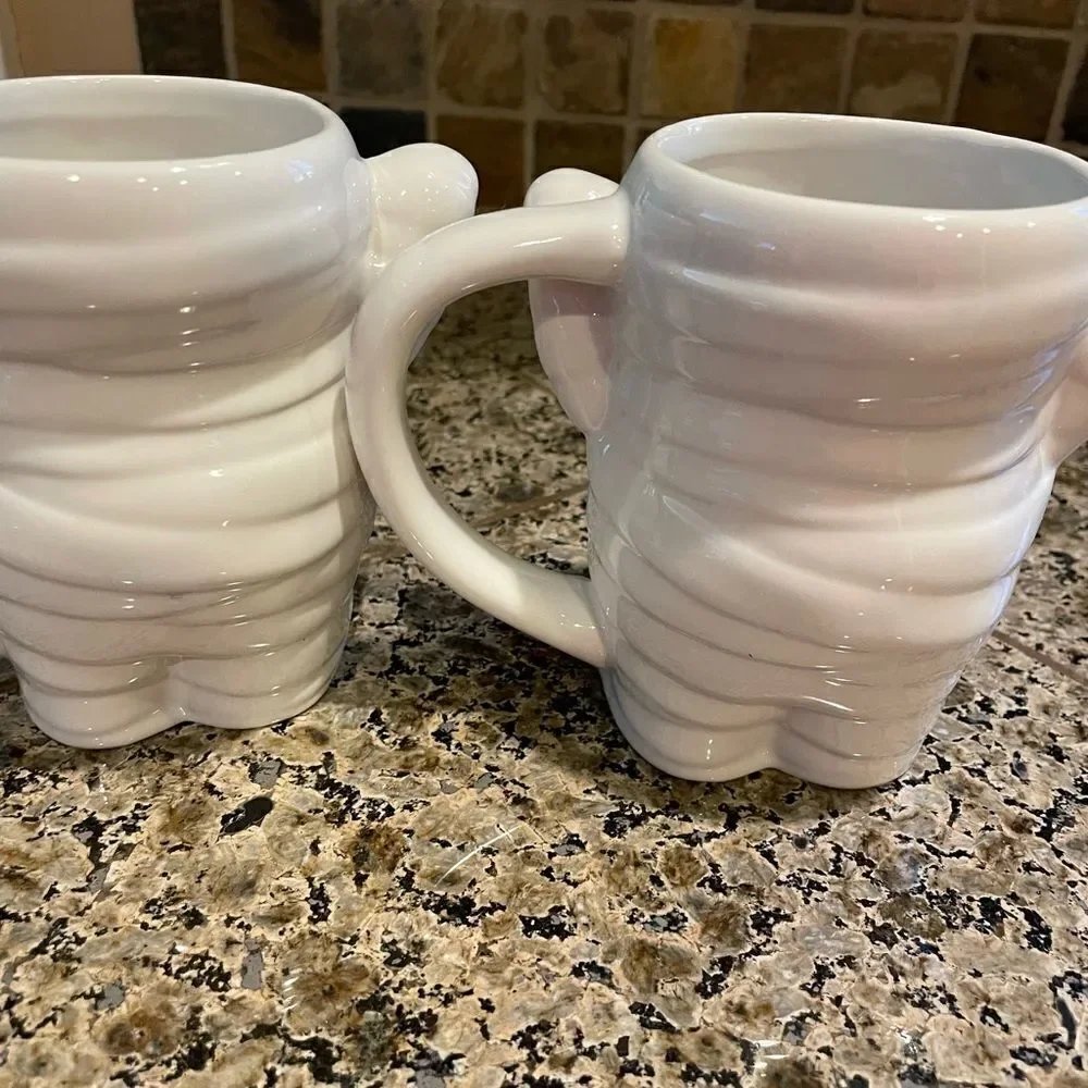 Hyde and EEK Stoneware Mummy Mugs set of 2!